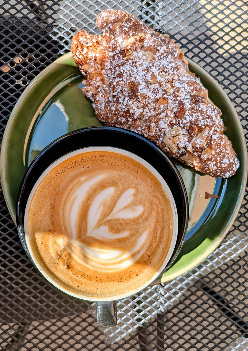 Black Rabbit Coffee House-4