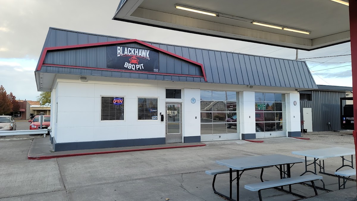 Blackhawk Bbq Pit