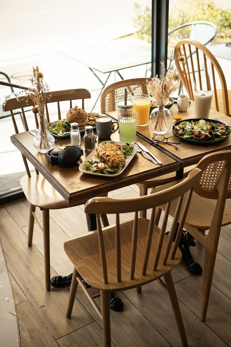 Bloom Café