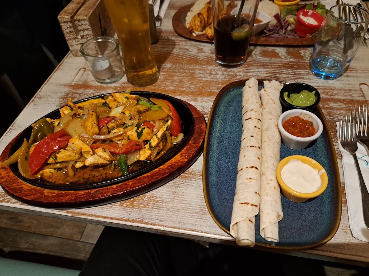 Blossom Bistro By La Turka-9