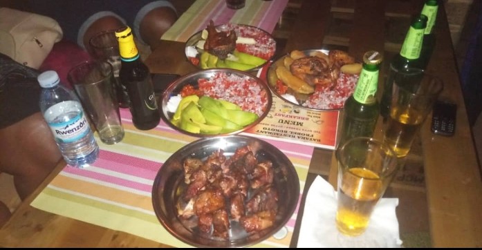 Blou Lounge Bukoto-6