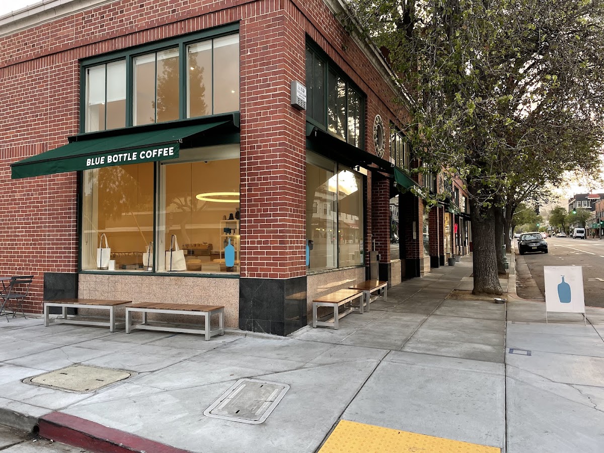 Blue Bottle Coffee