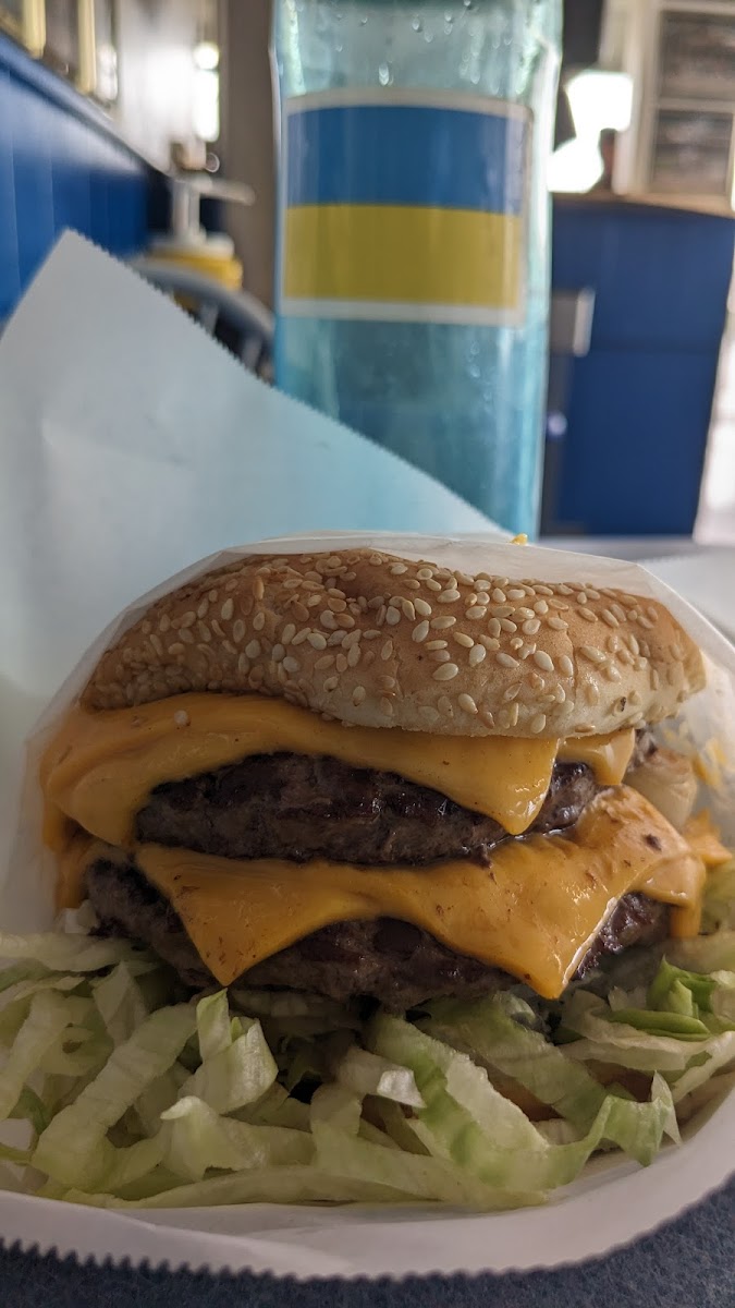 Bob's Giant Burgers-9
