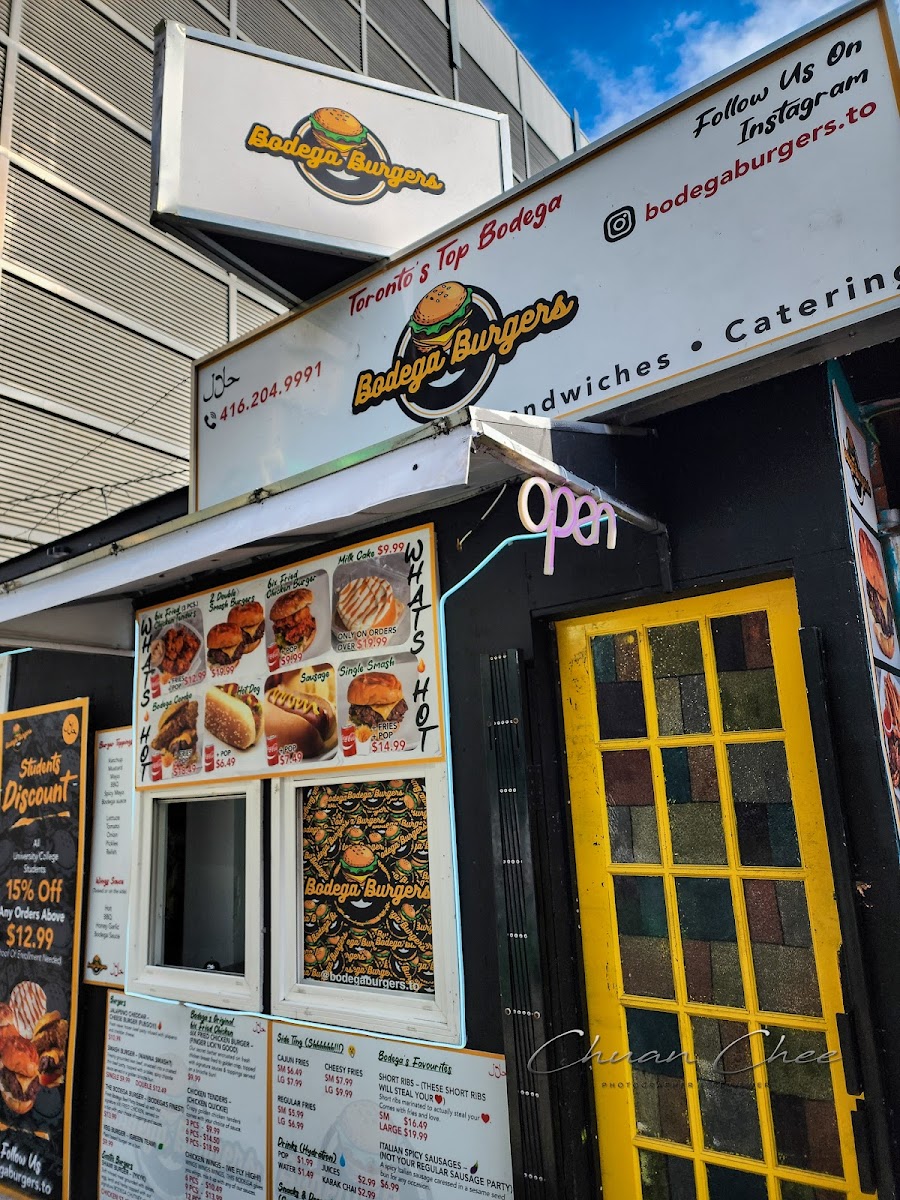 Bodega Burgers - Downtown Yonge St.