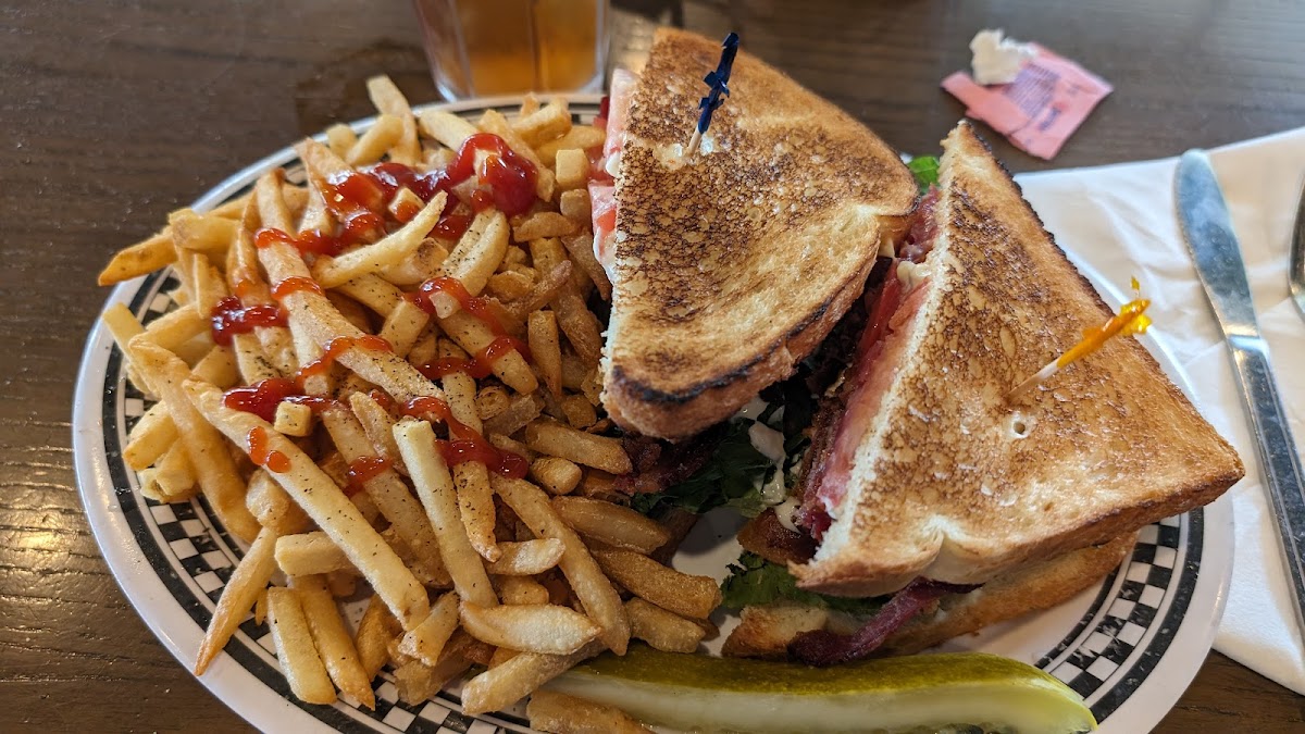 Bogart's American Kitchen-10