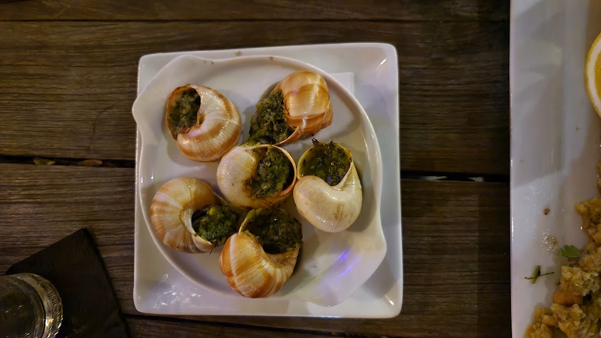 Bohemian Bar & Restaurant-6