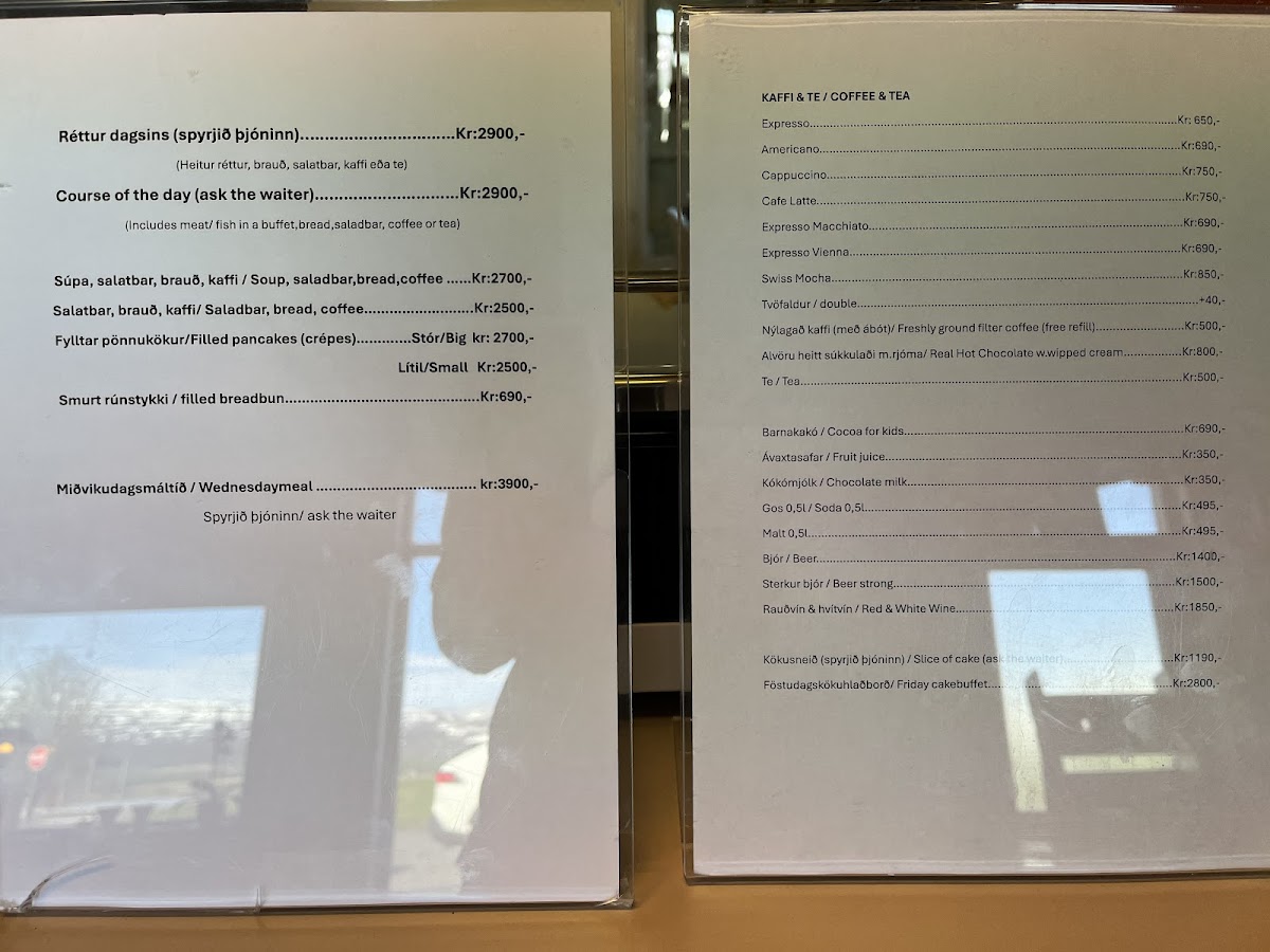 Menu Bókakaffi Hlöðum-5