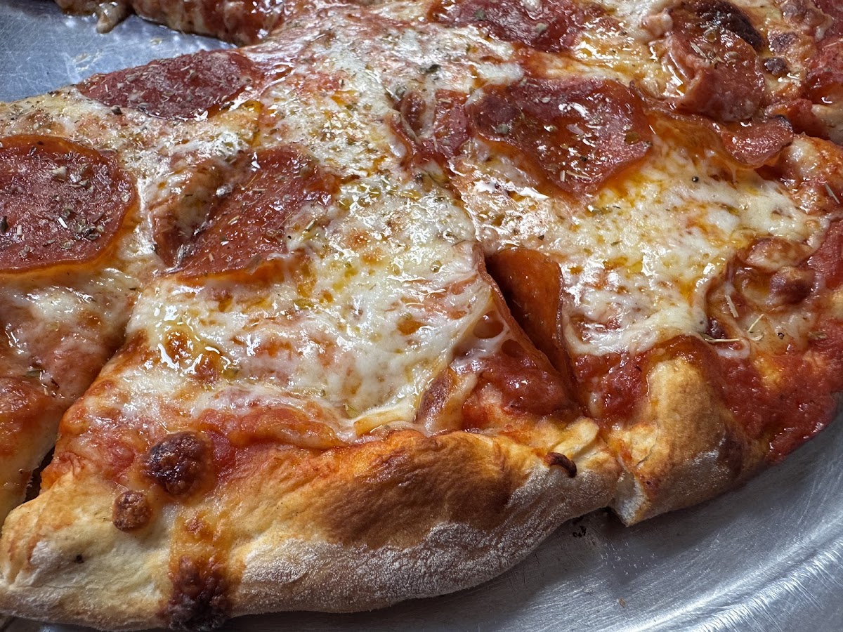 Bommaritos Pizzeria-4