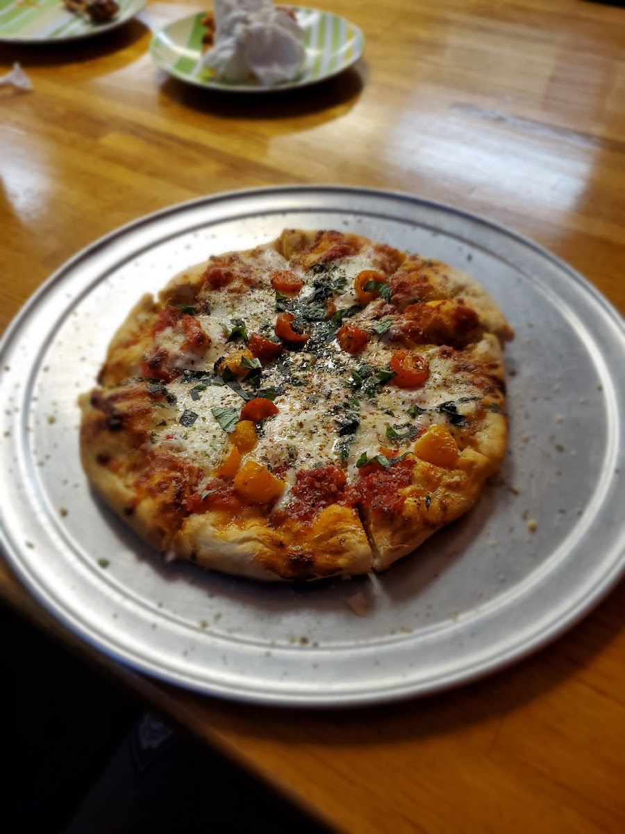 Bommaritos Pizzeria-9