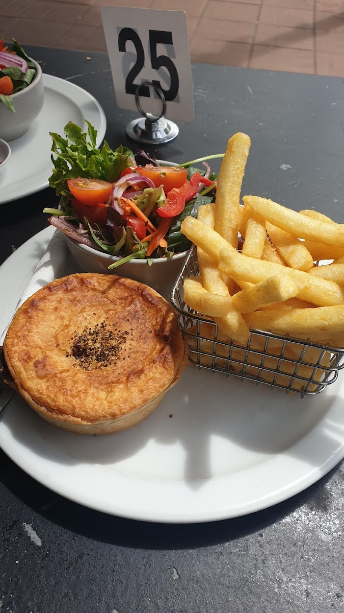Bon Appetit Cafe-5