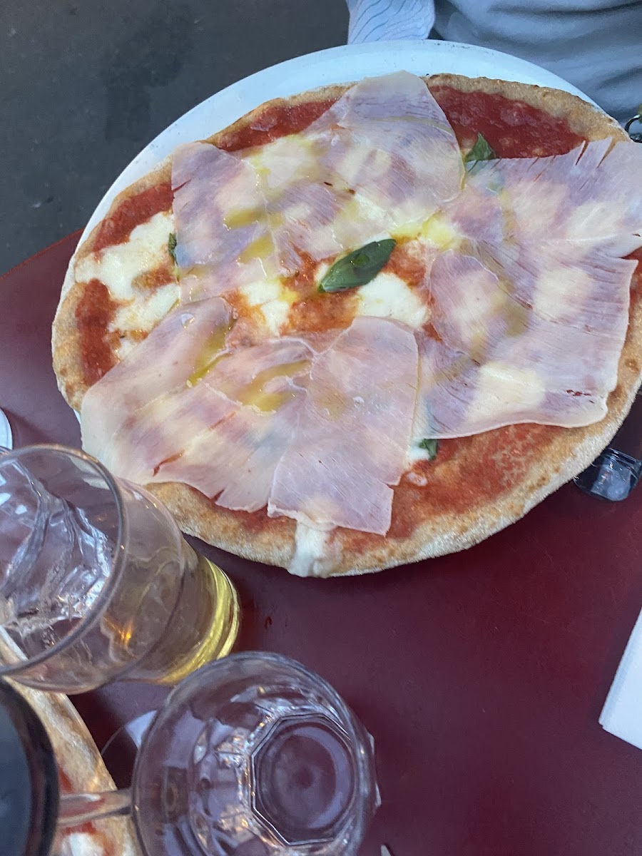 Bonvivant Pizza-10
