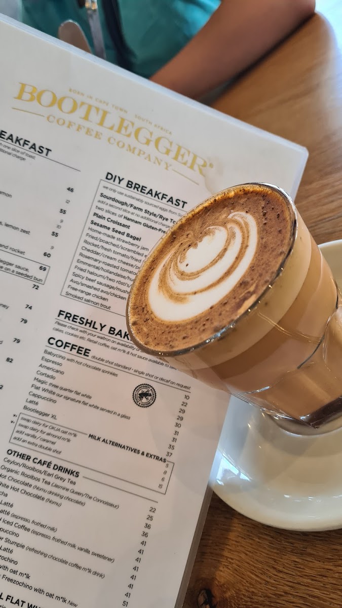 Menu Bootlegger Three Anchor Bay Halaal-6
