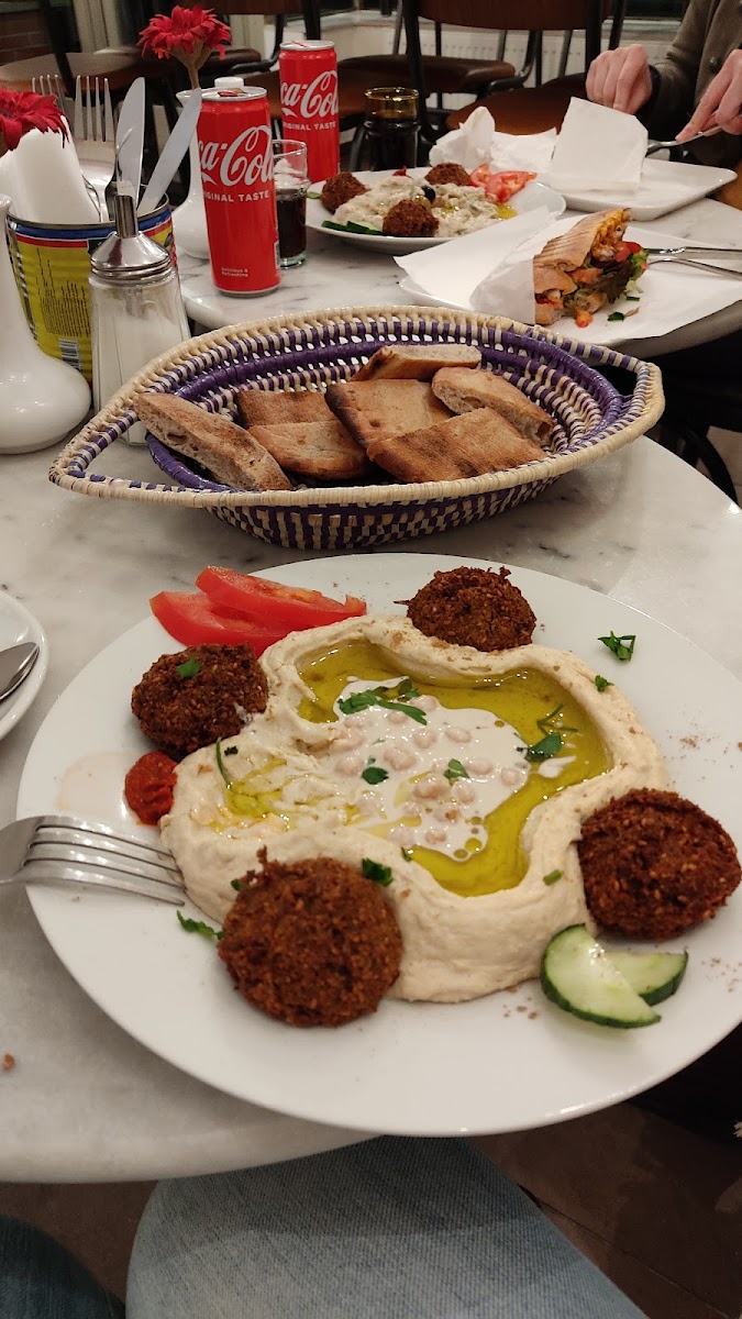 Bounour S Deli-9