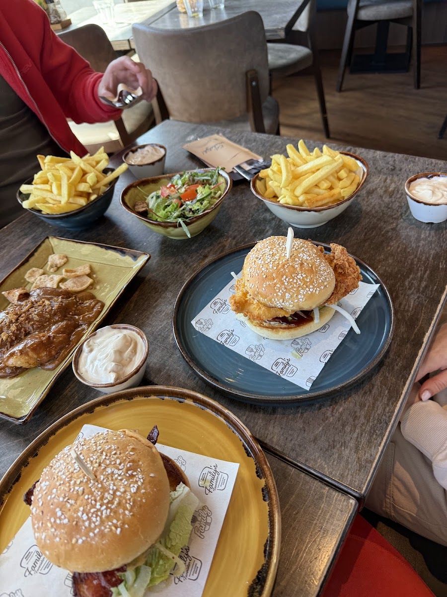 Brasserie Cafetaria Family Lisse-3