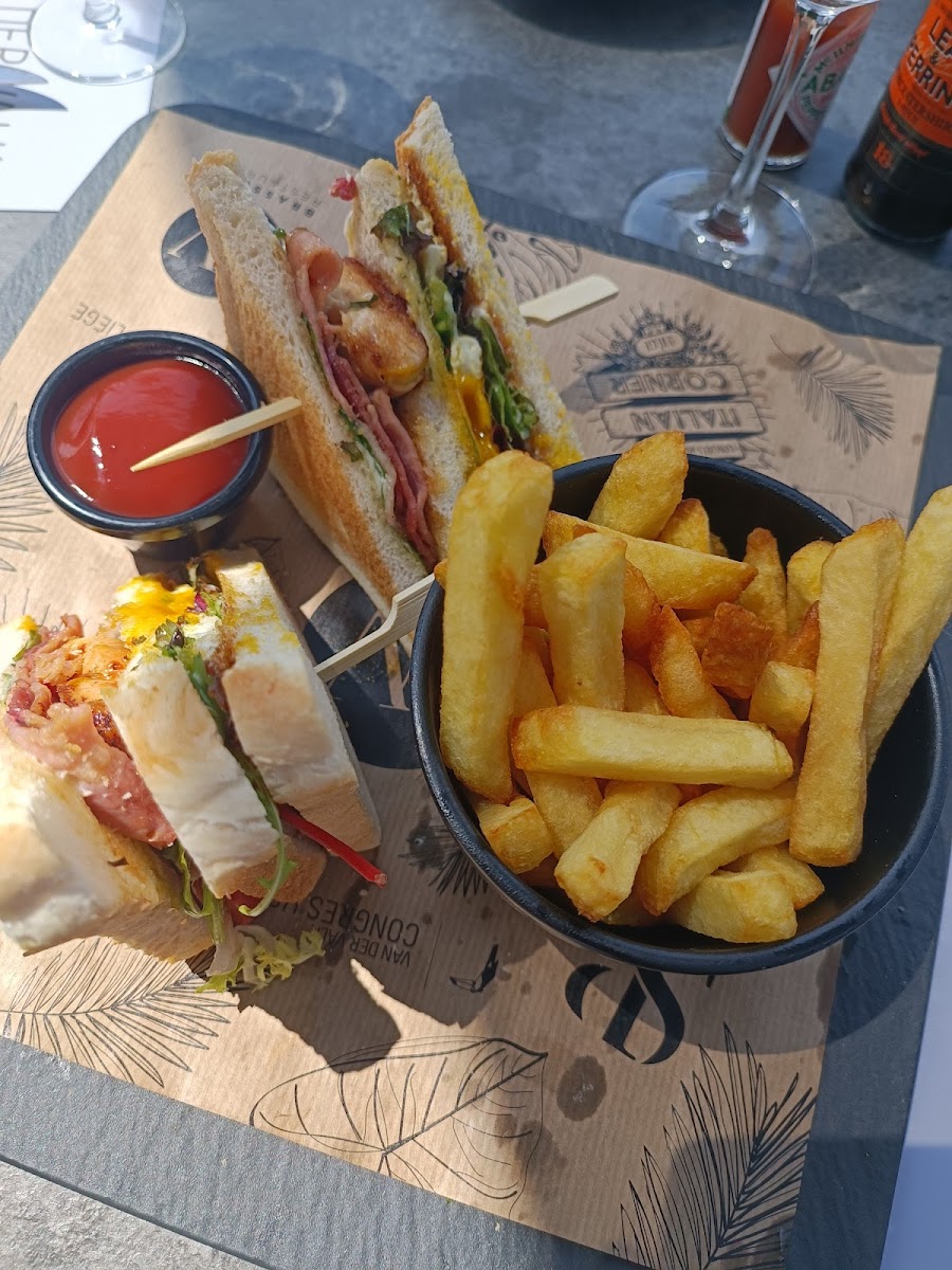 Brasserie Et Restaurant Le W-9
