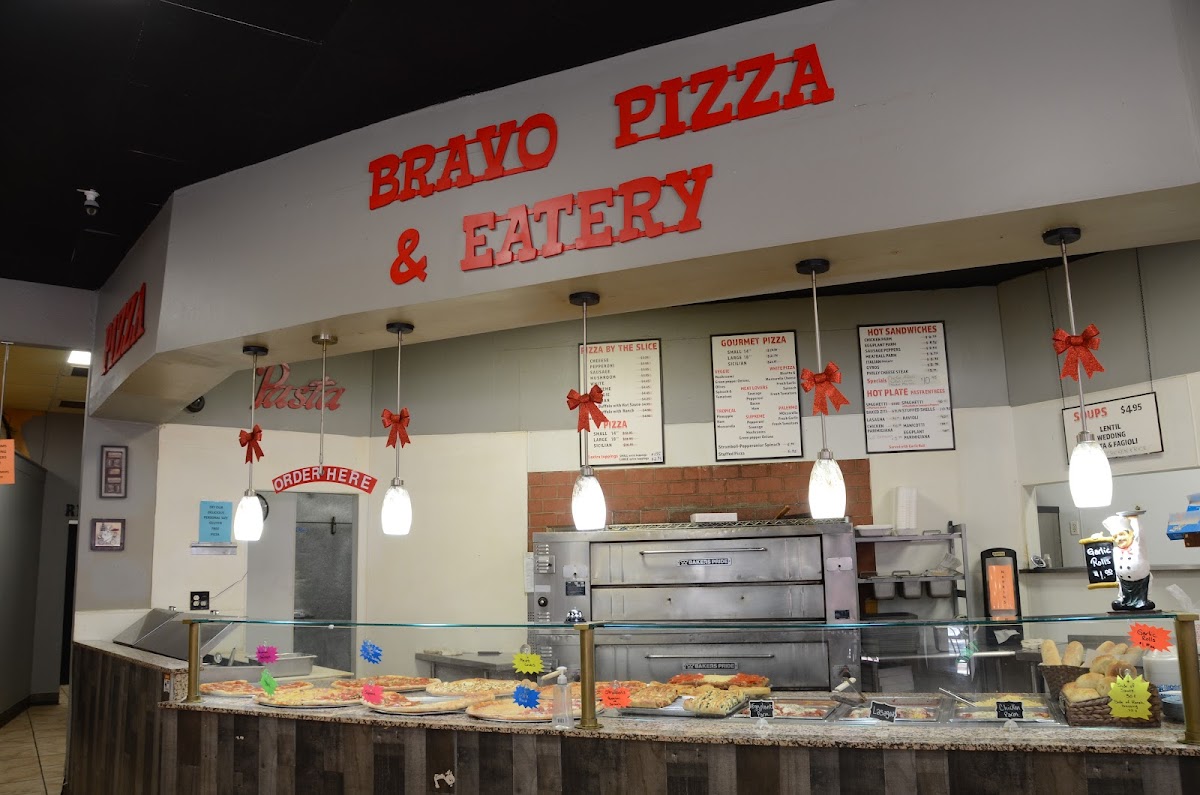 Menu Bravo Pizza & Eatery-4