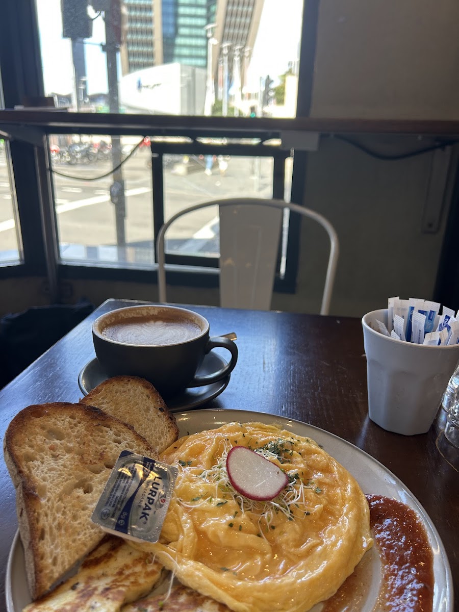 Brew Bros Licenced Eatery-4