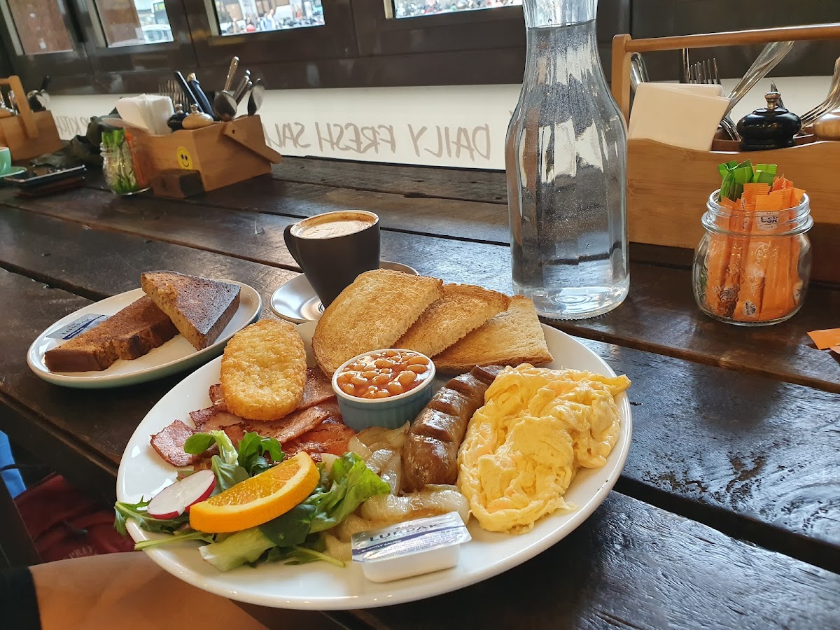 Brew Bros Licenced Eatery-6