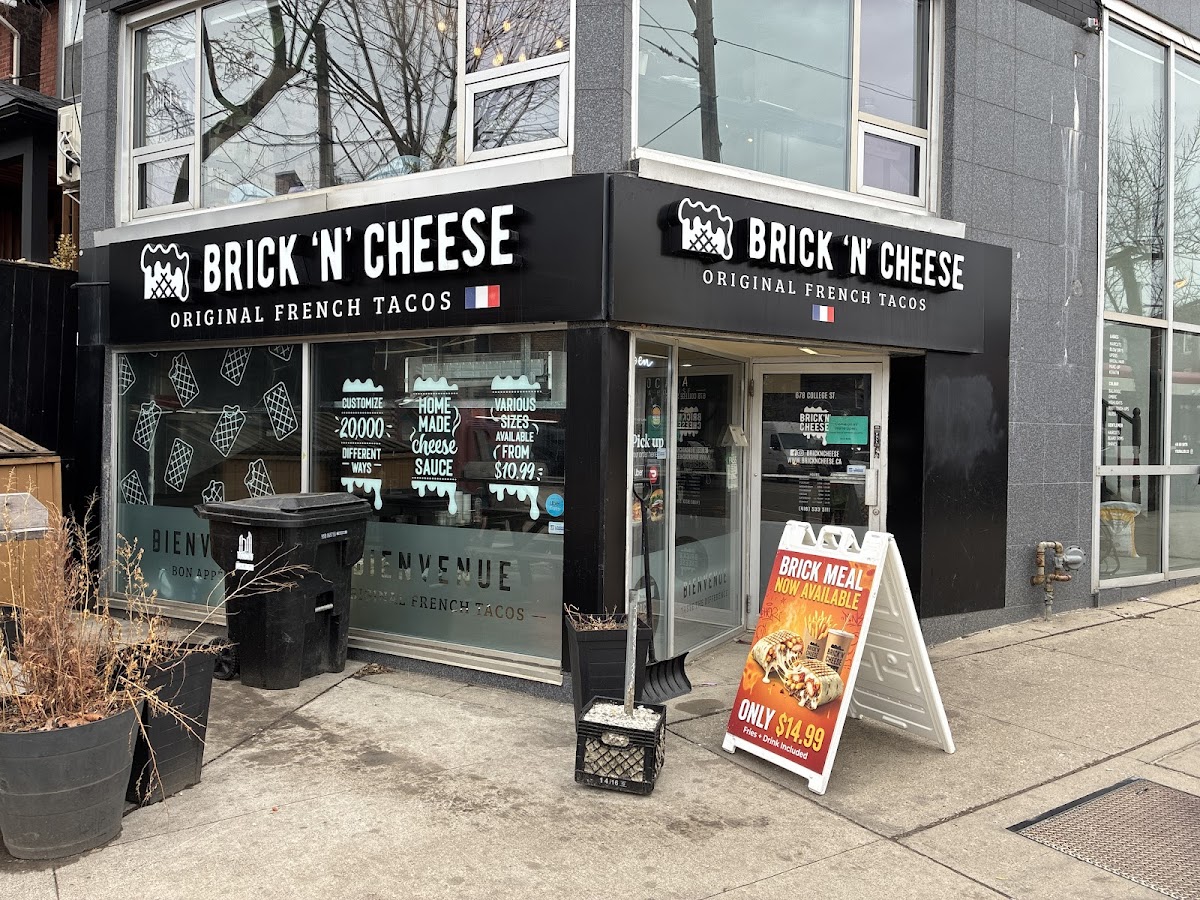 Brick'n'cheese Toronto