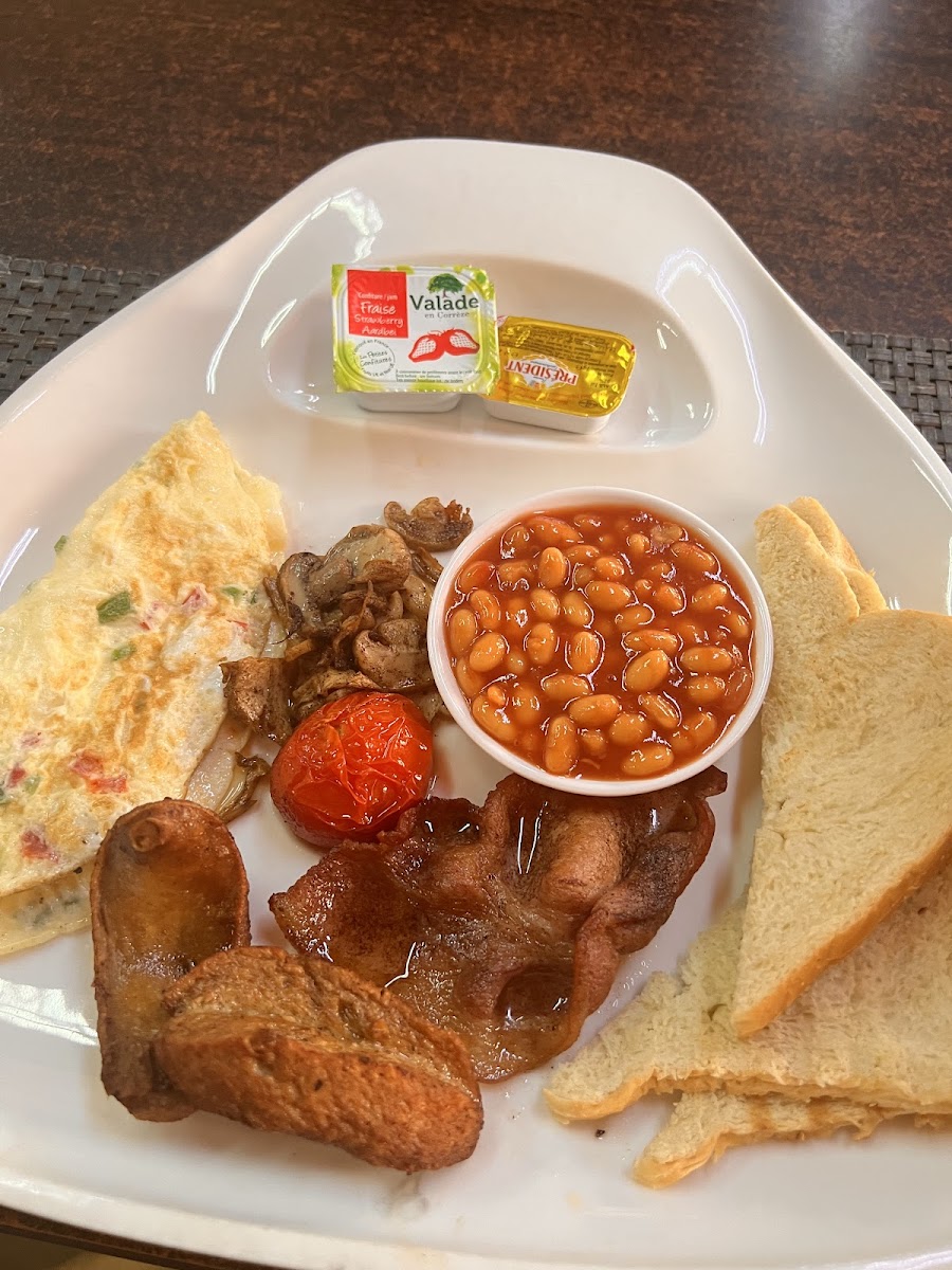 Brigina Catering Services, Airport Branch-6