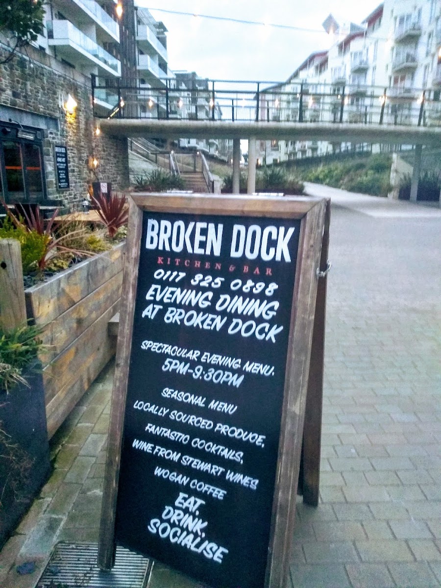 Menu Broken Dock-9