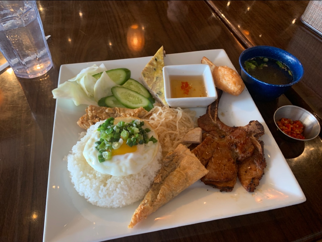Broken Rice & Pho Restaurant Com Tam Viet-6