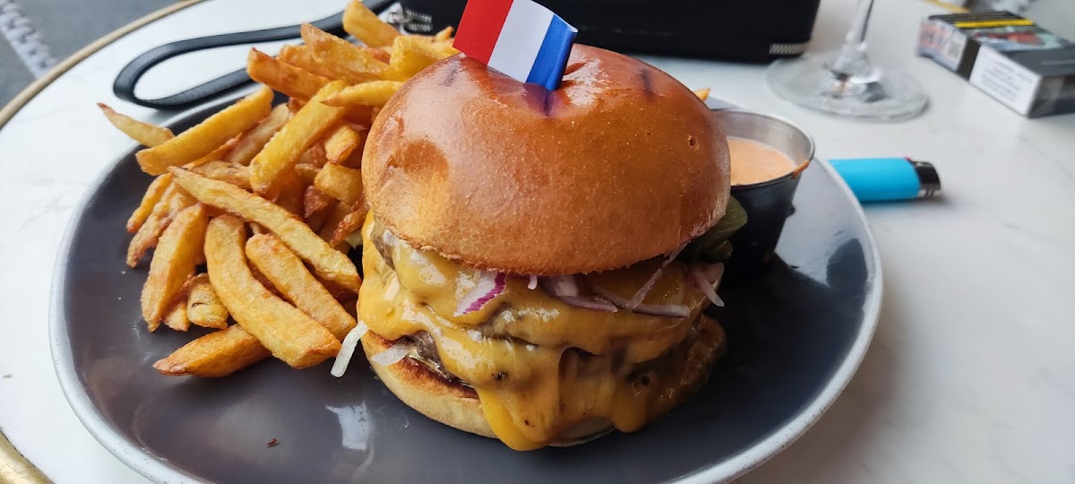 Bro's Burger-10