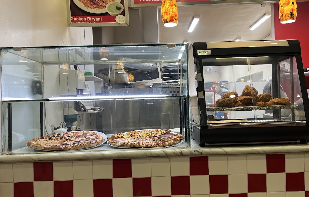 Brothers Pizza & Wings-3