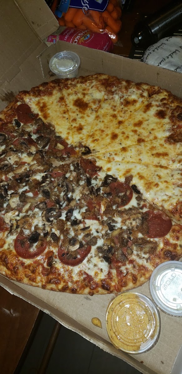 Brothers Pizza & Wings-8