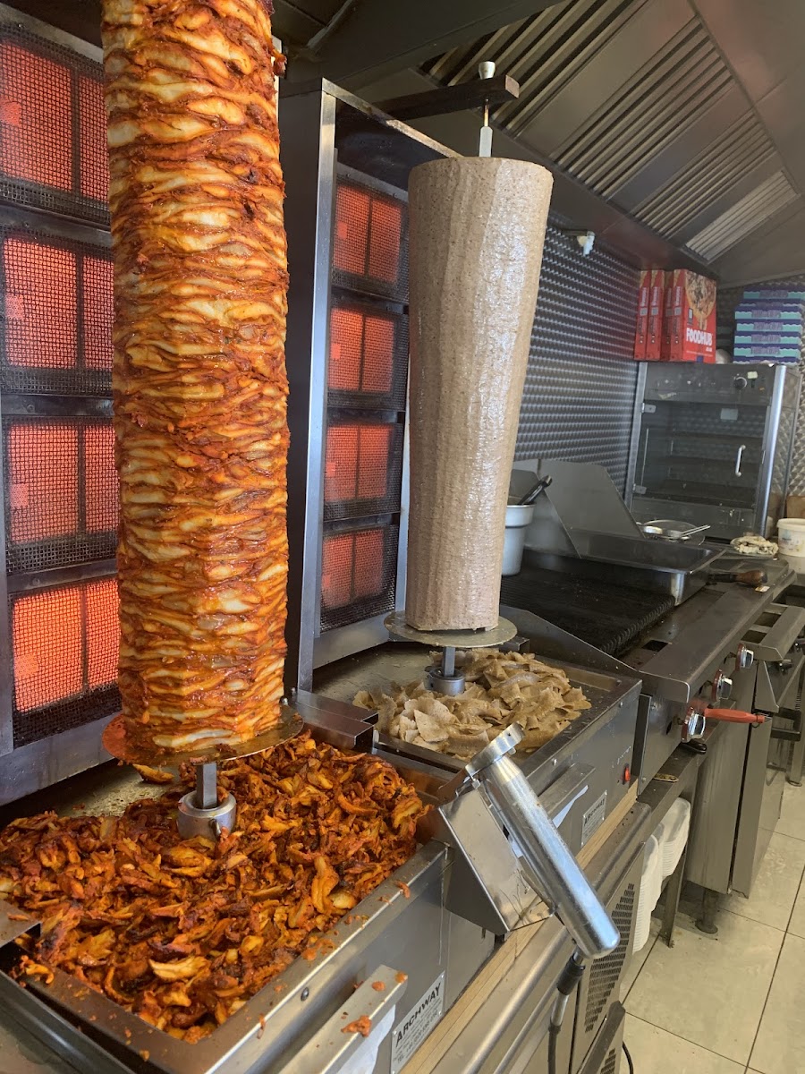 Brynsiencyn Kebab House-2