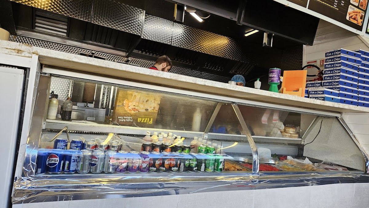 Brynsiencyn Kebab House-3