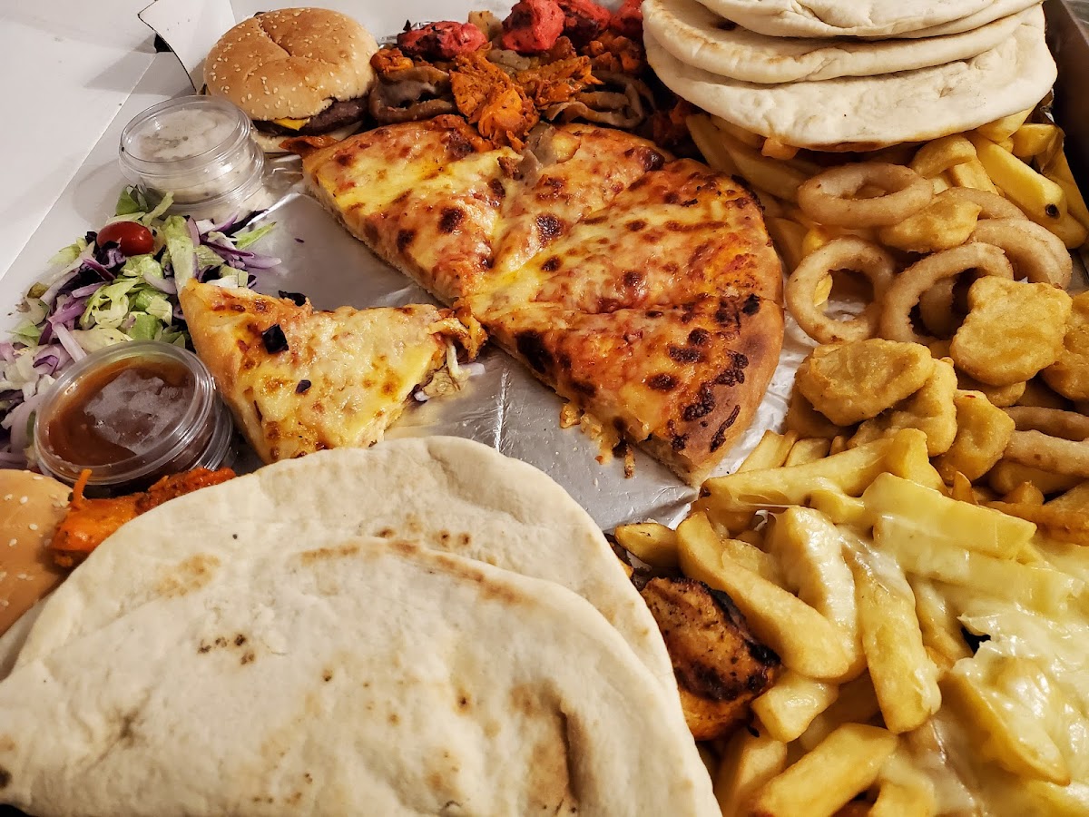 Brynsiencyn Kebab House-8