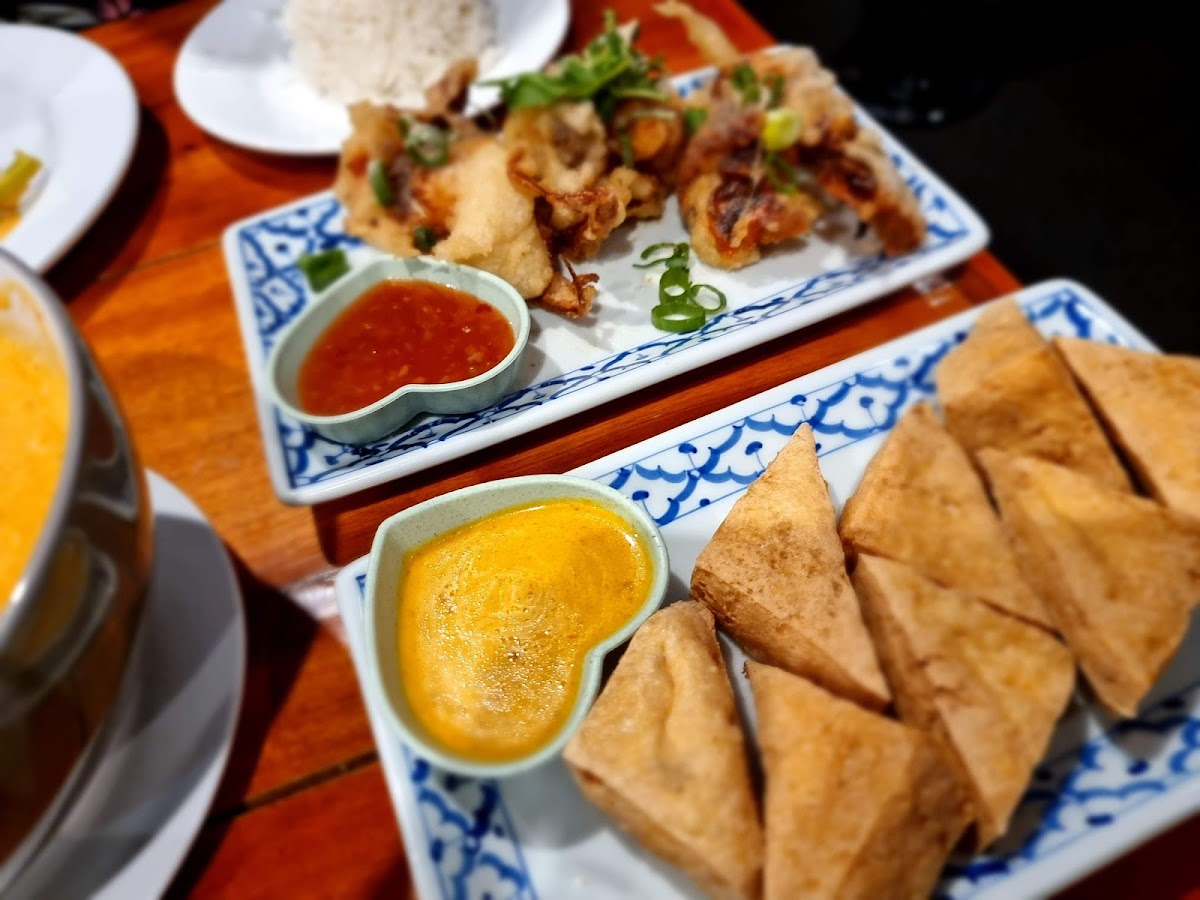 Bua Siam Thai Restaurant-7