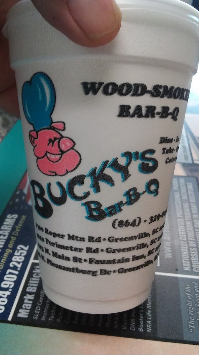 Bucky's Bar-B-Q-10