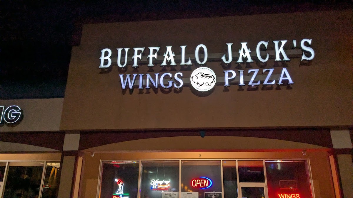 Buffalo Jack's Legendary Wings & Pizza-3