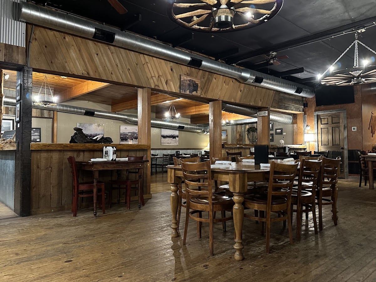 Buffalo Jump Steakhouse-4