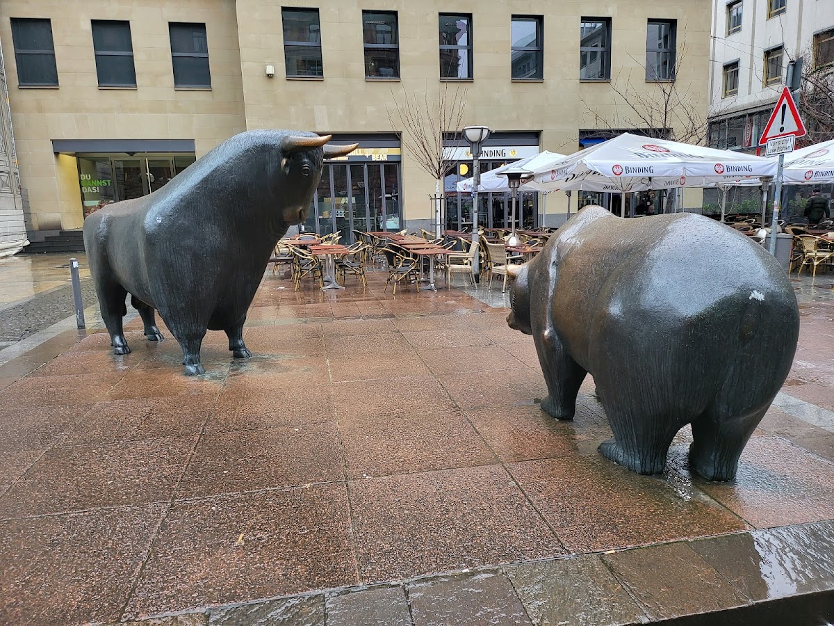 Bull & Bear Restaurant & Sportsbar-4