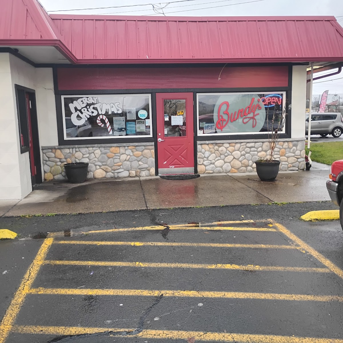 Bundy's Cafe Drive-In-3