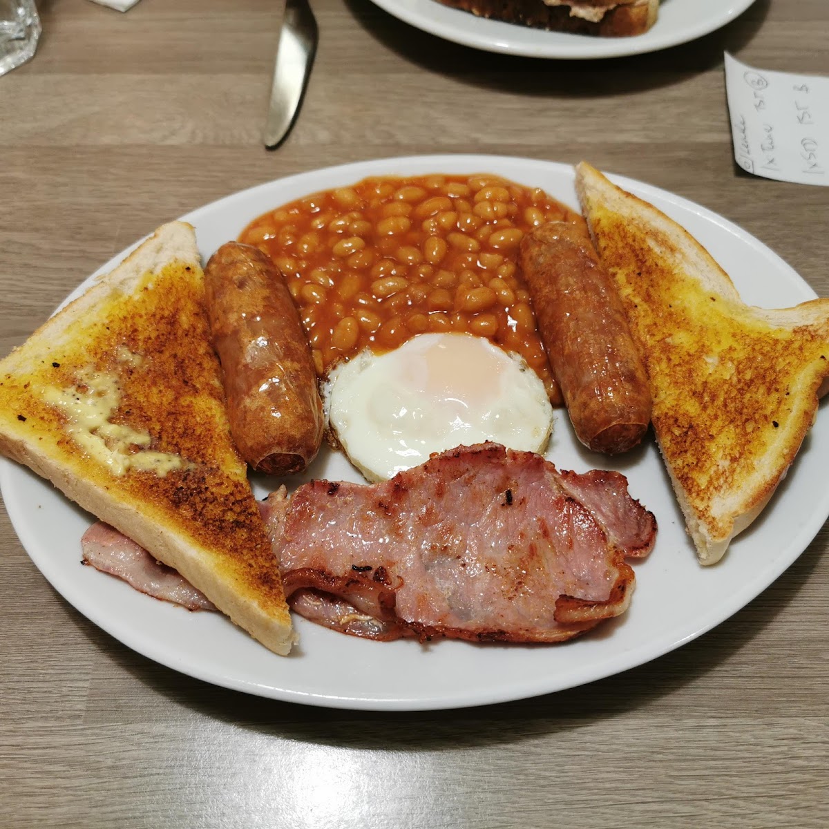 Bunters Cafe & Restaurant-5