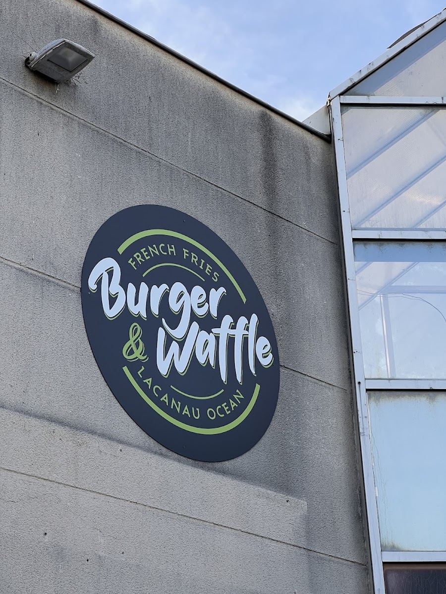 Burger And Waffle-3