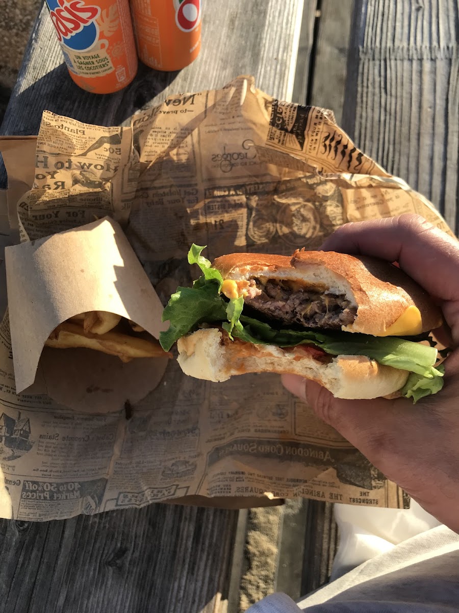 Burger And Waffle-7
