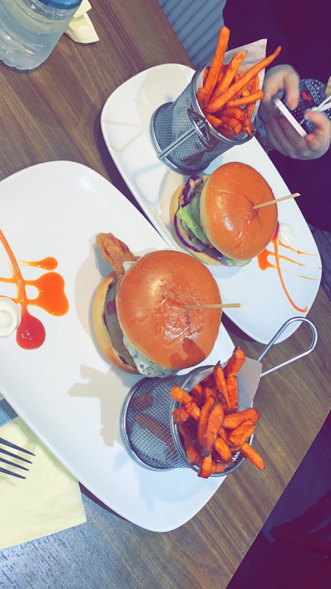 Burger Boulevard-10
