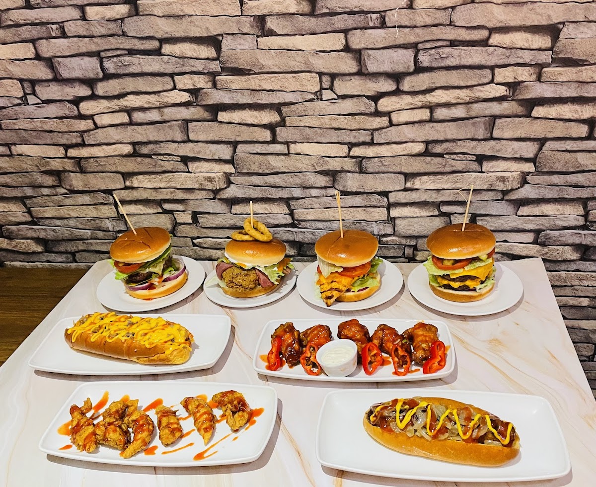 Burger Boulevard-3