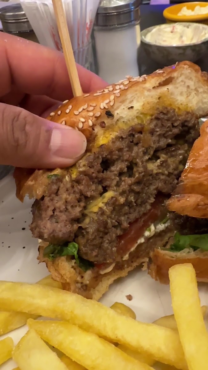 Burger House-2