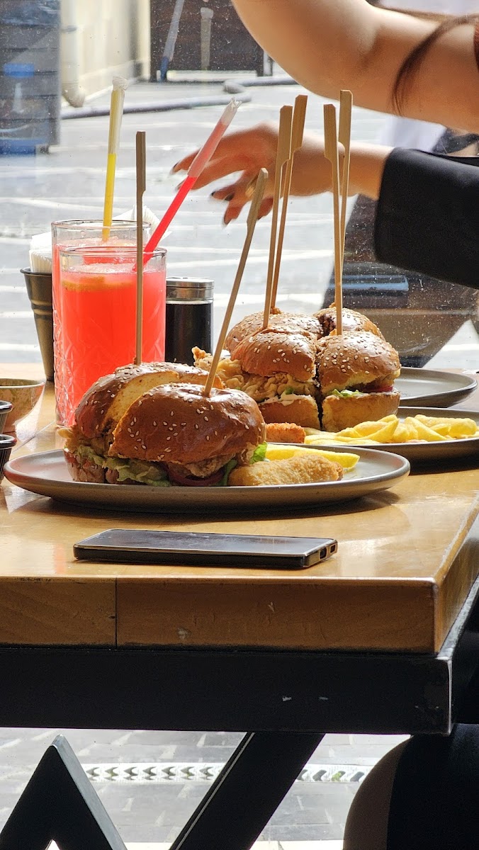 Burger House-8