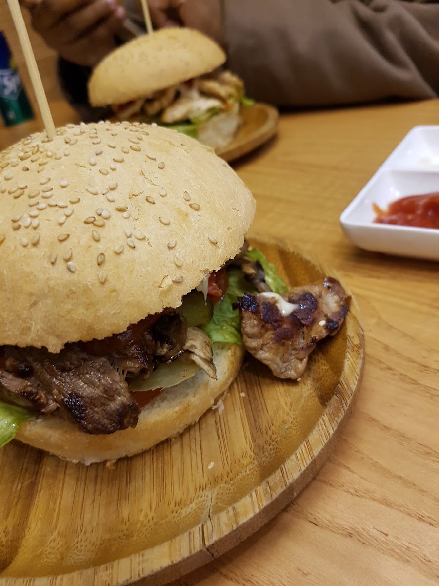 Burger House-9