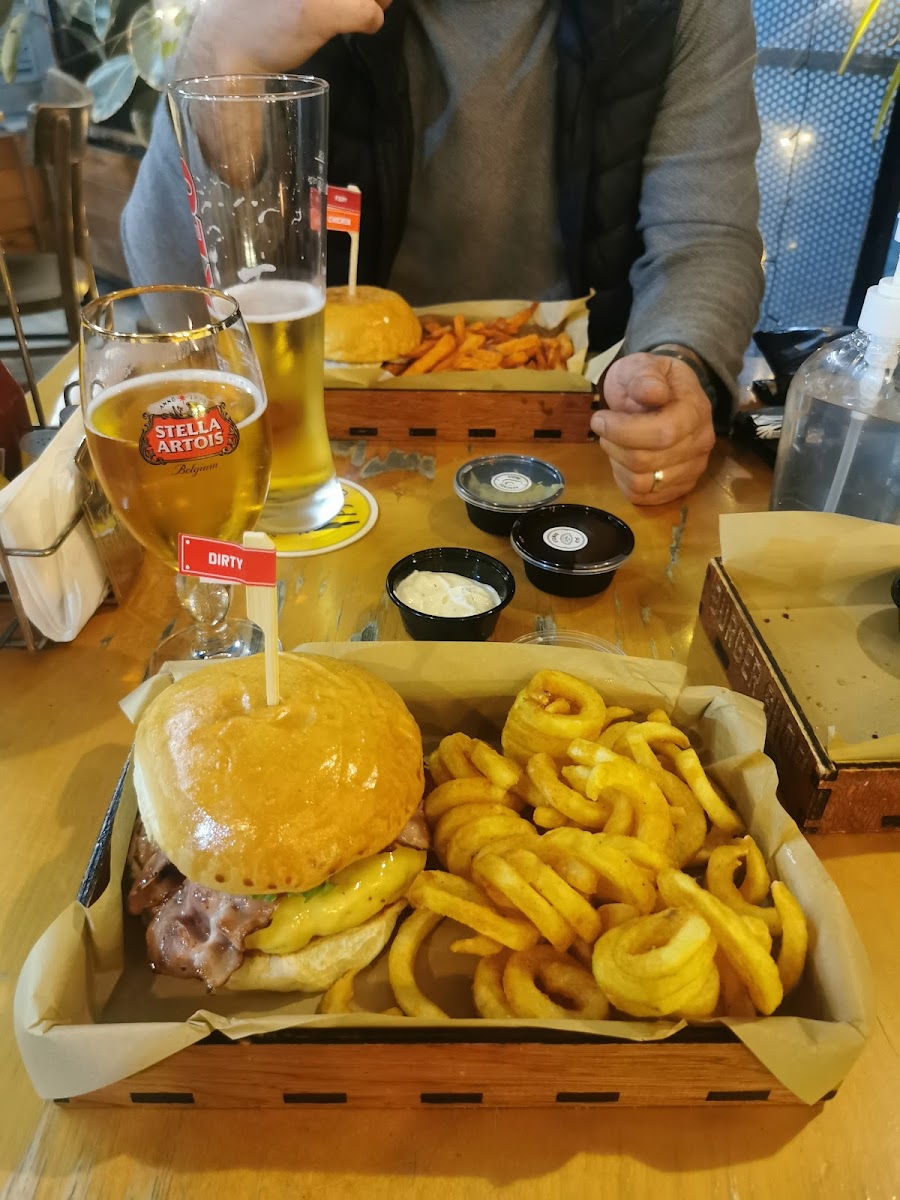 Burger Shop Nicosia-10