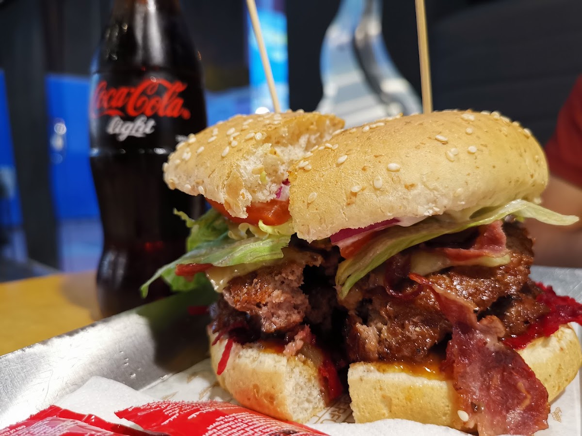 Burgerfuel Fanateer-5