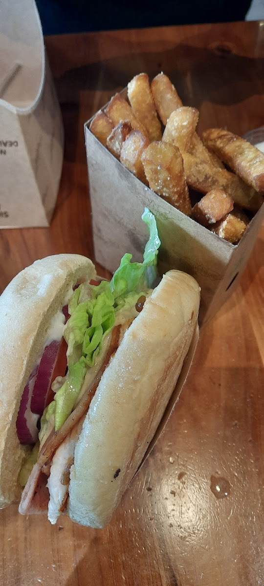 Burgerfuel Manukau-8