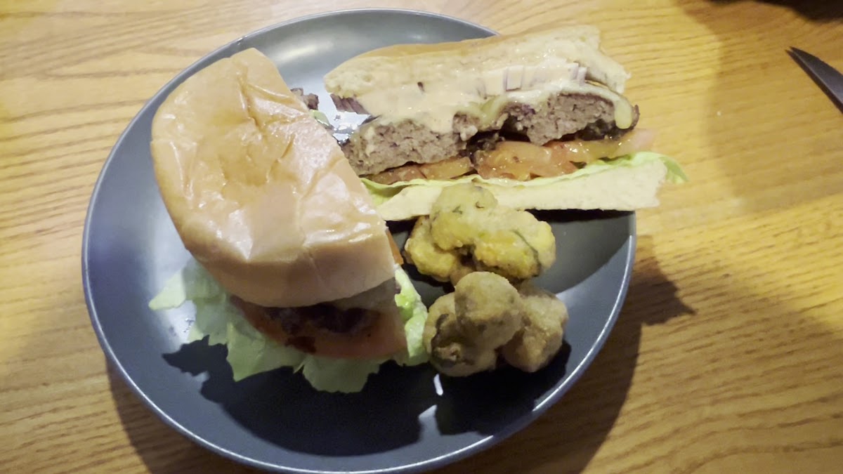 Burgersmith Perkins & Acadian-2